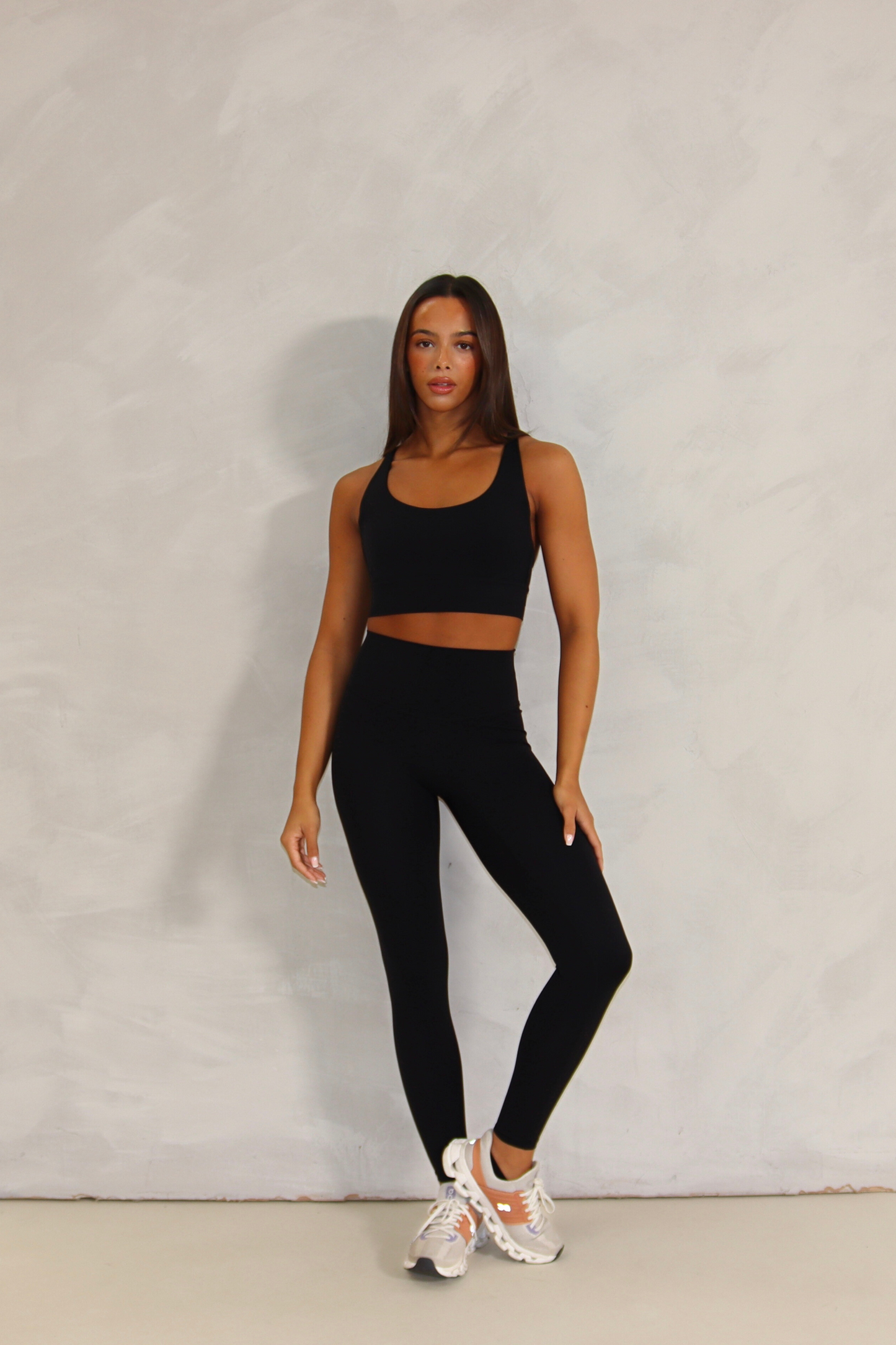 Freedom Crossback Sports Bra - Black