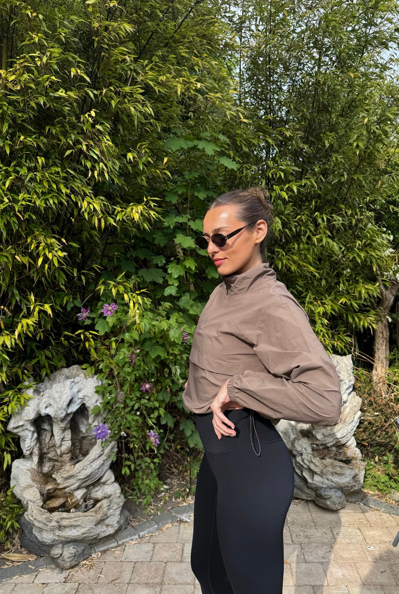 Flyweight Shell Jacket - Chocolate