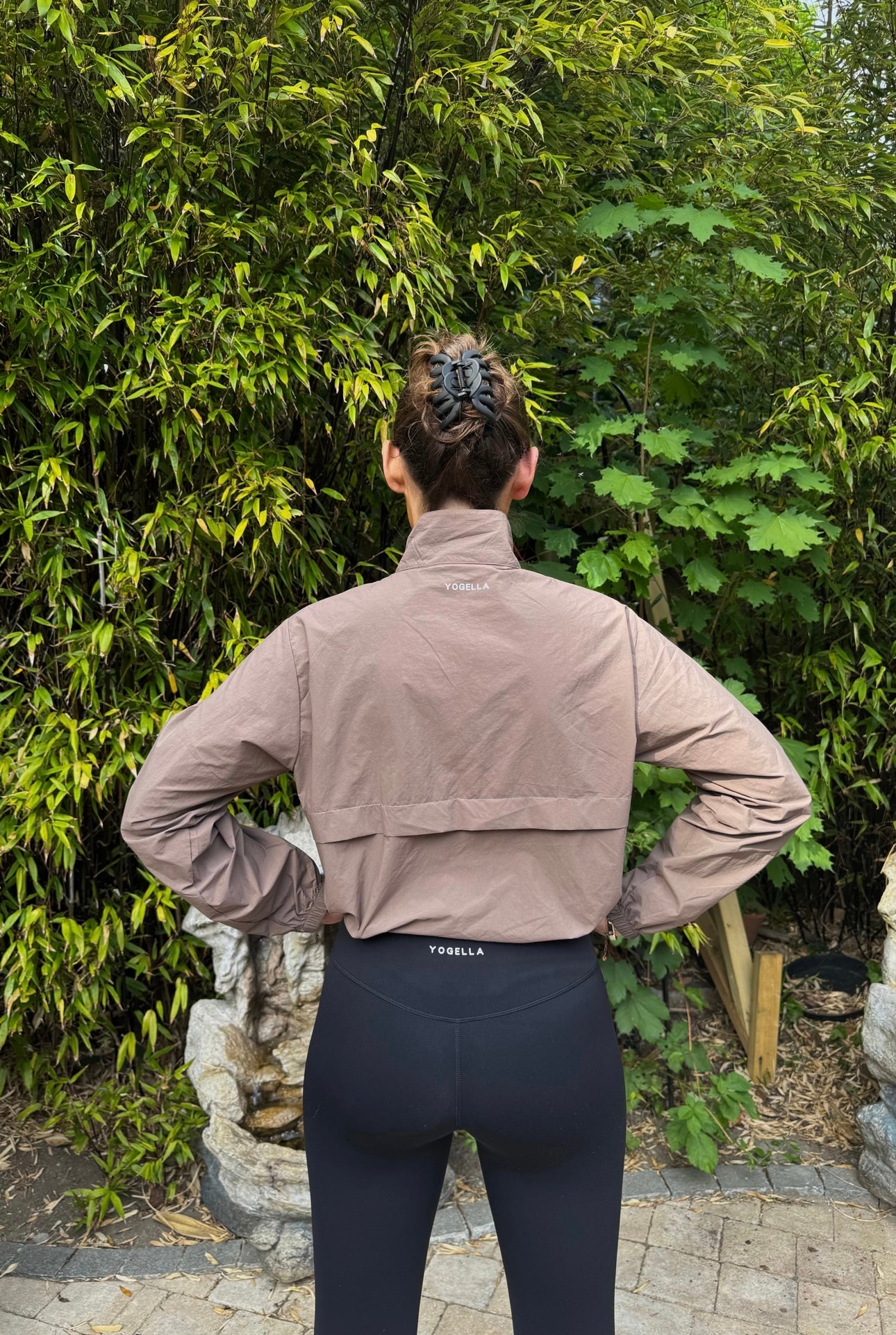 Flyweight Shell Jacket - Chocolate