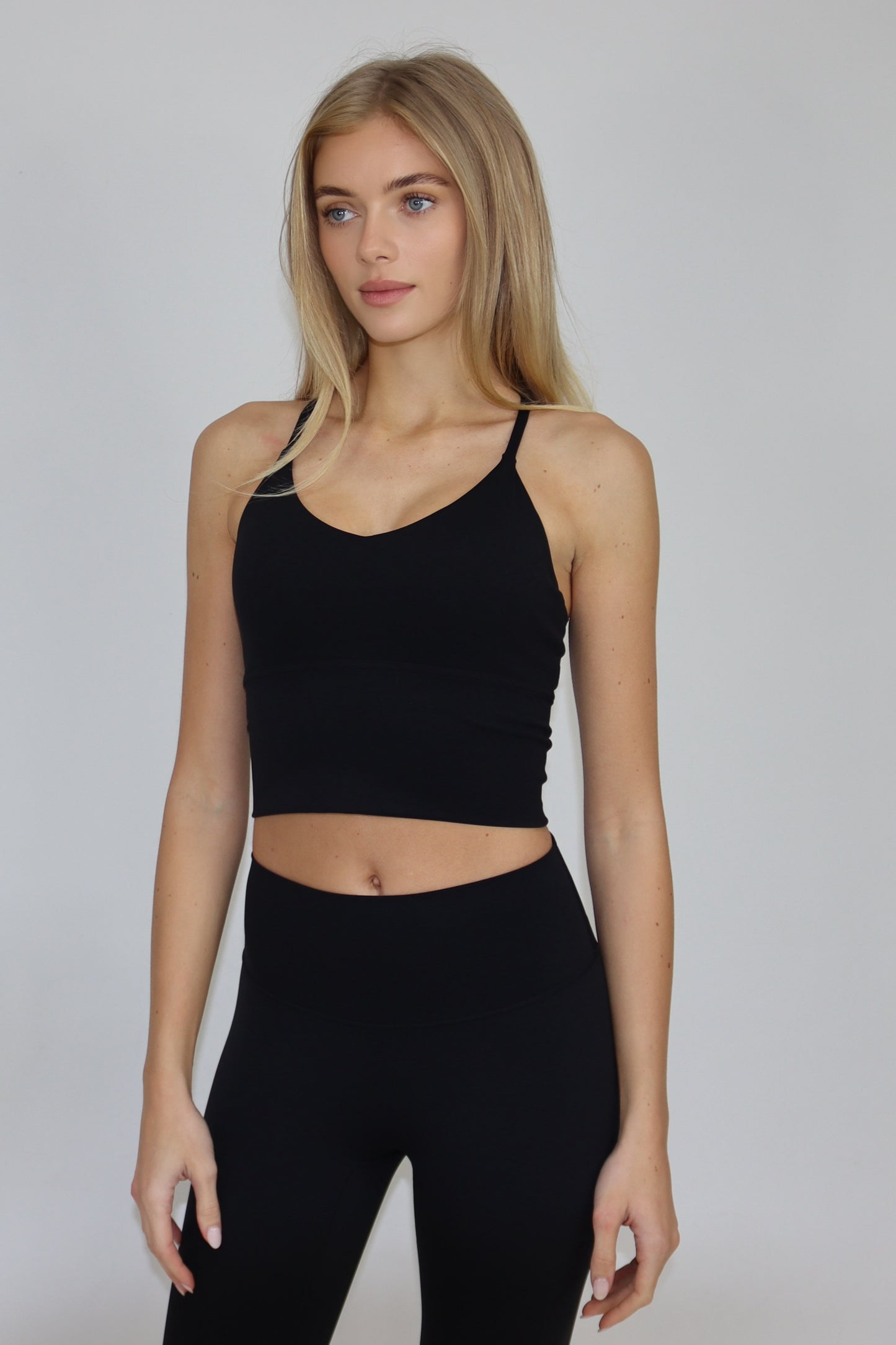 Freedom Apex Sports Bra - Black