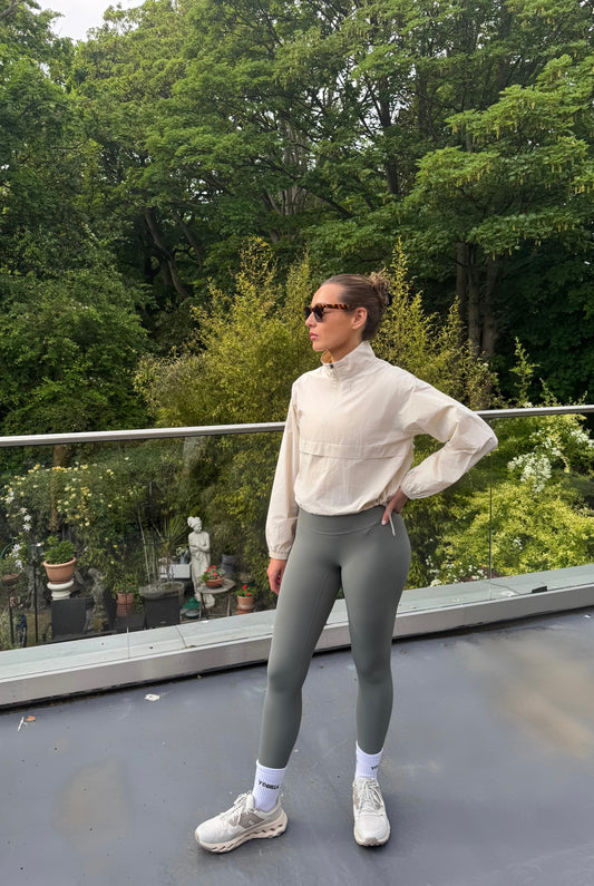 Flyweight Shell Jacket - Ivory