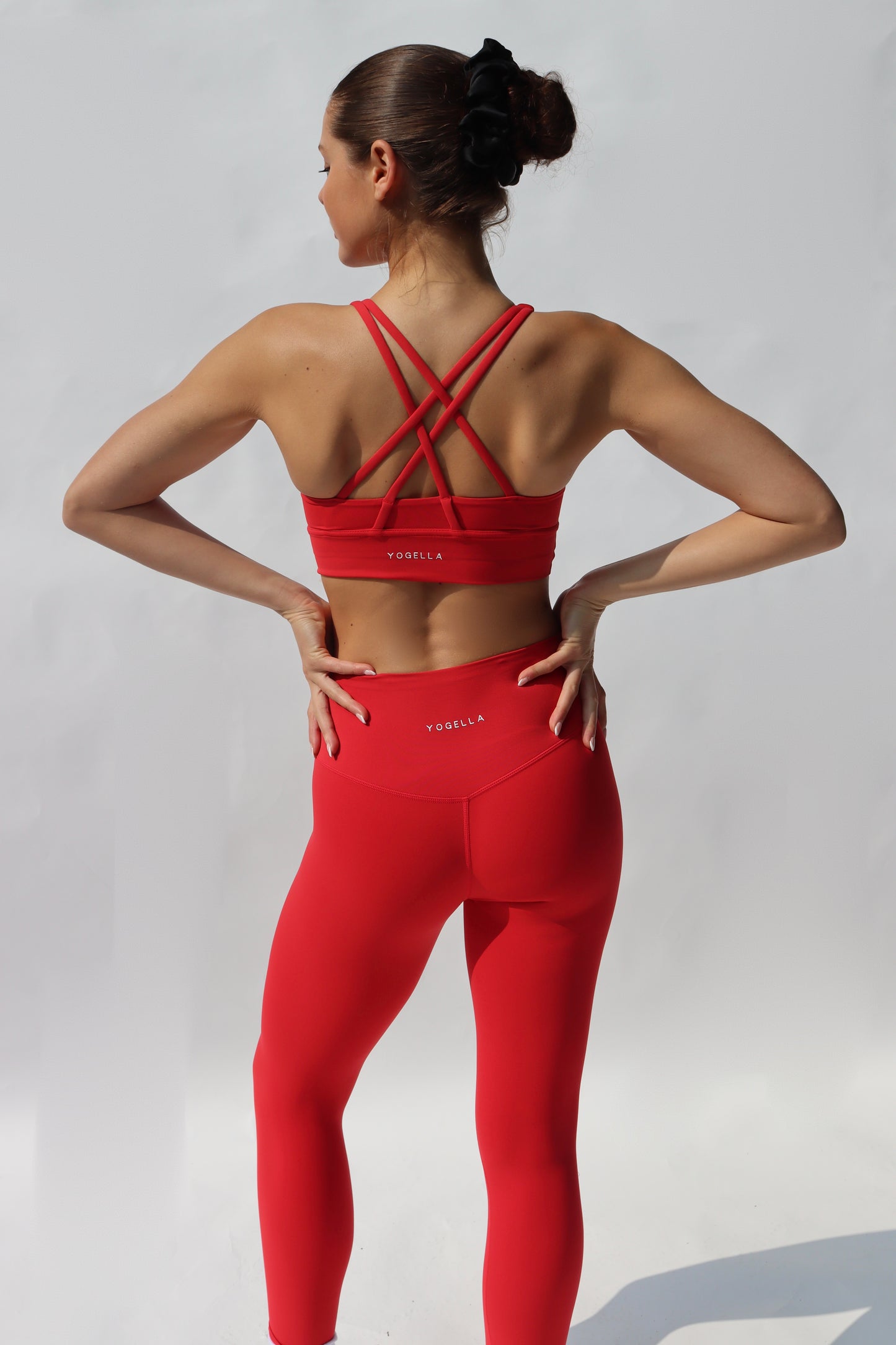 Freedom  Crossback Sports Bra - Rouge