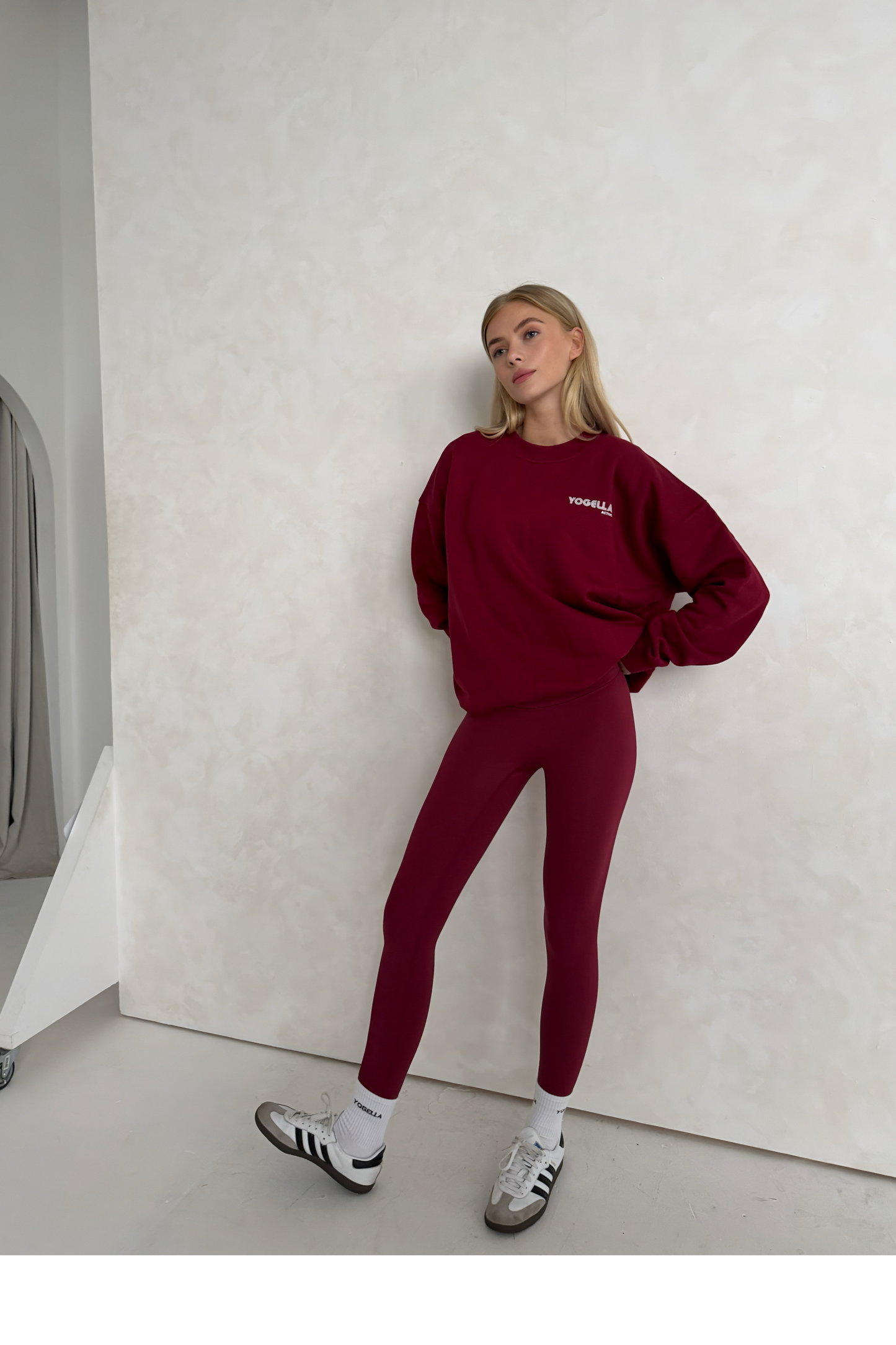 Oversized Yogella Crew Neck Sweatshirt - Burgundy