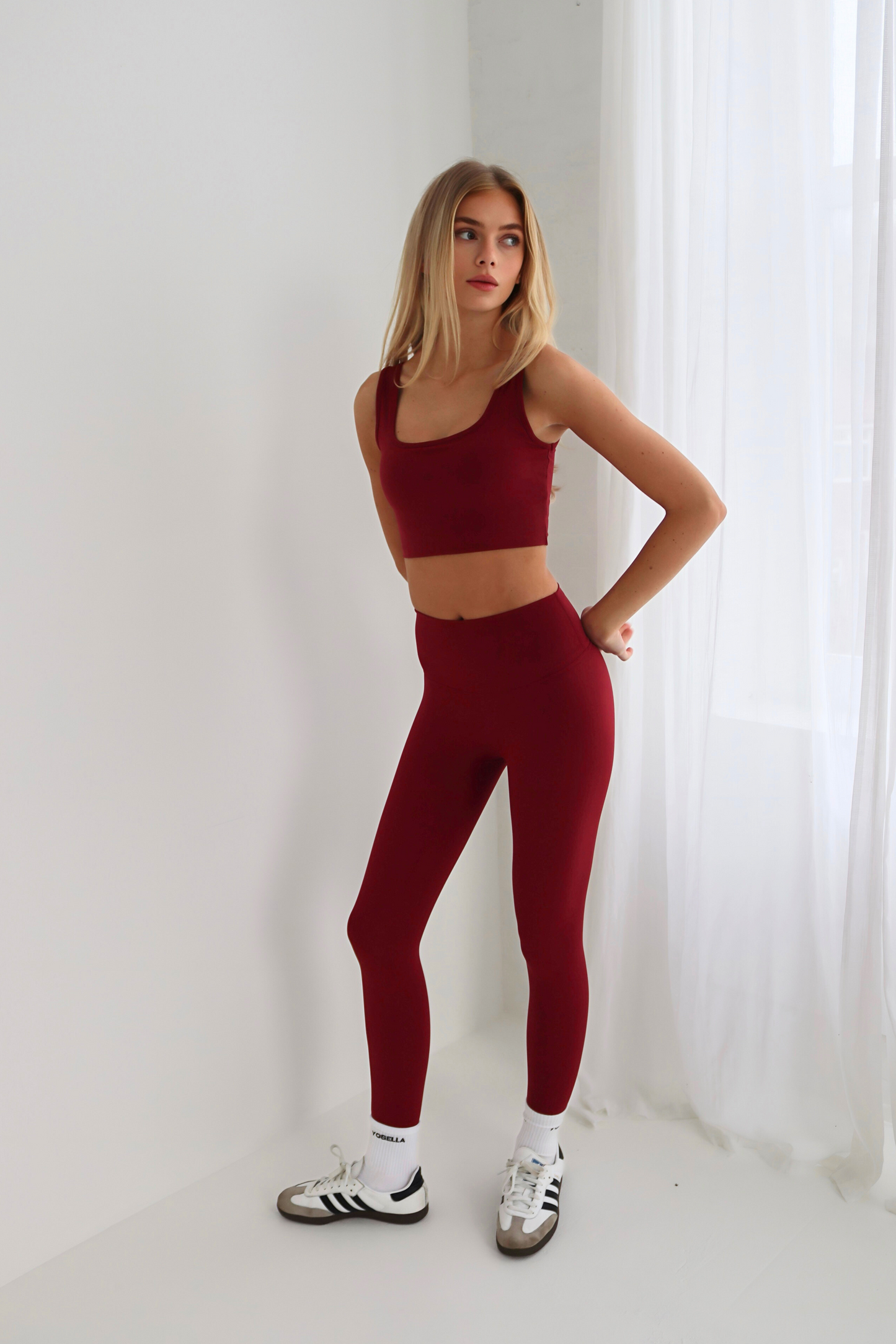 Freedom Square Neck Sports Bra - Burgundy