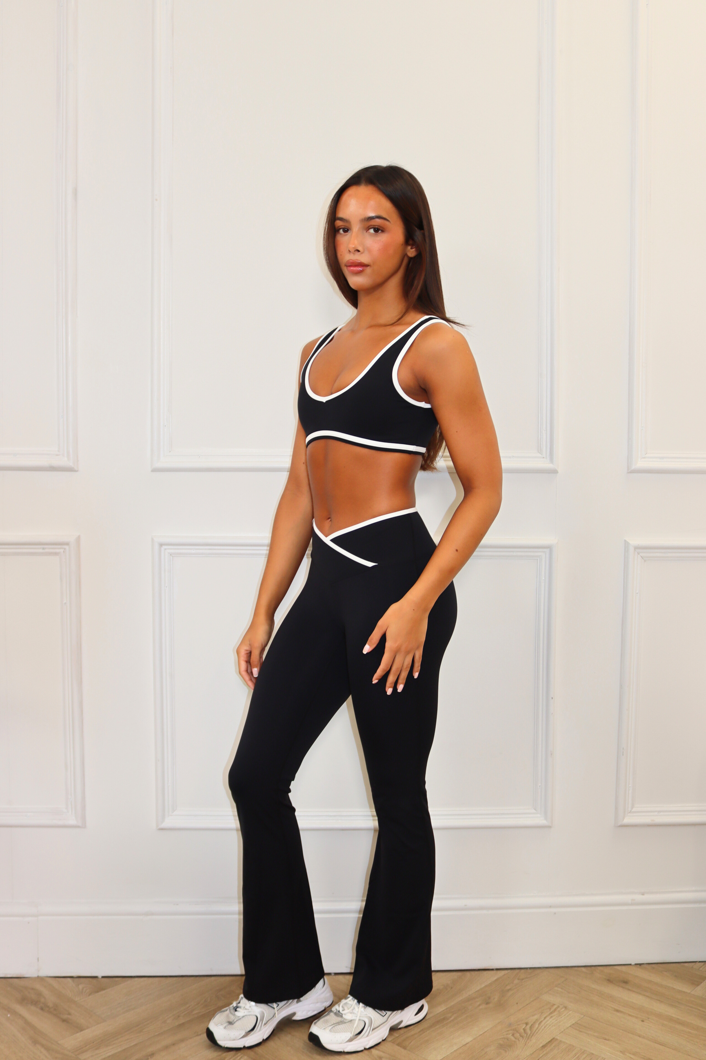 Freedom Piping Sports Bra - Black